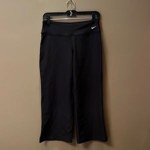 Cropped Nike Yoga Athletic Gym Pant Size Small